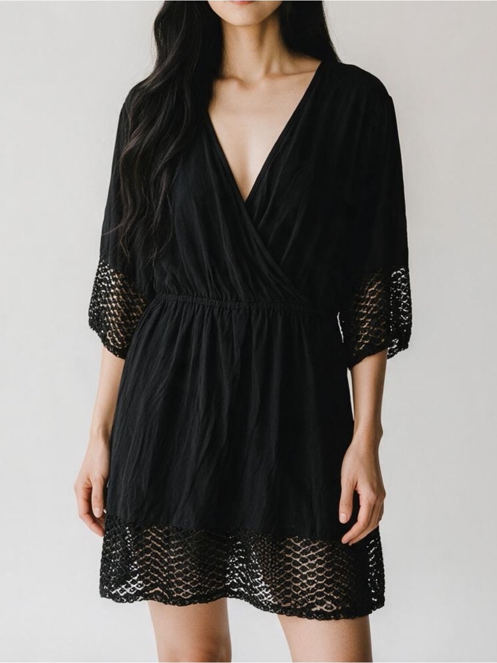 La Vie en Rose Wrap Beach Dress Black